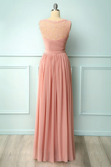 Robe en dentelle à volants blush